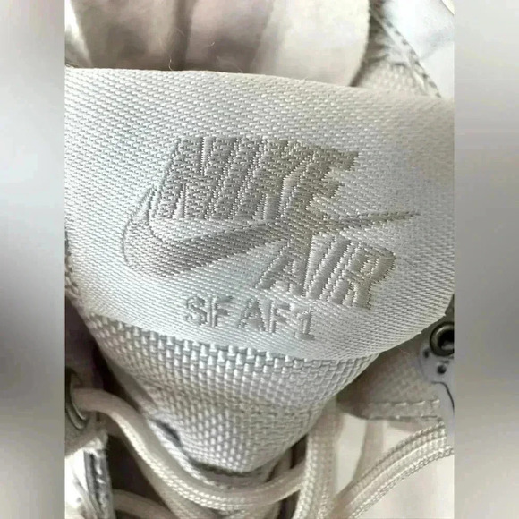 Nike SF Air Force 1 Mid Women’s Size 7 - Picture 8 of 10